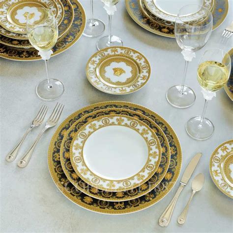 servizio da 46 versace barocco|Versace Dinnerware Collection .